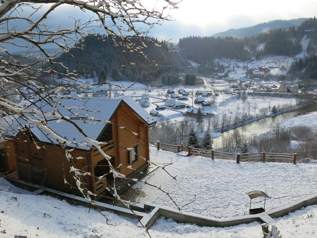 Cottage Goyra ヤレムチャ エクステリア 写真