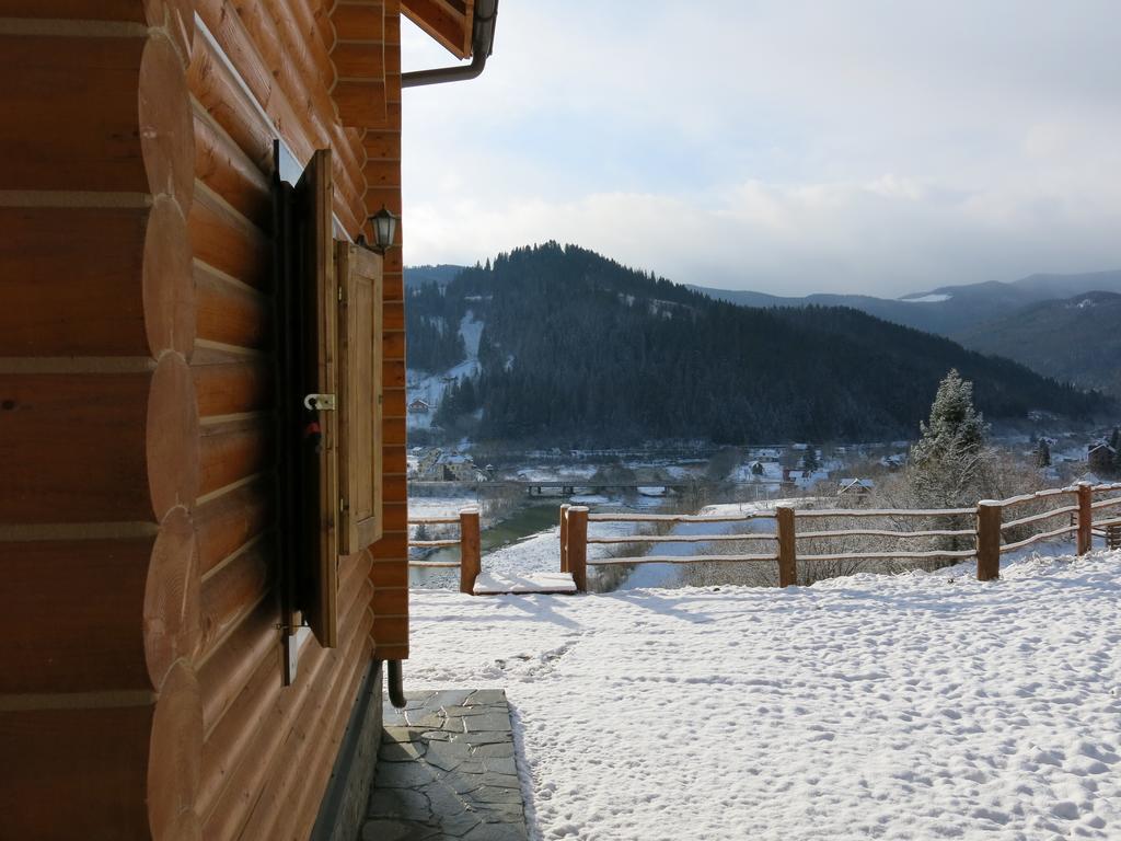 Cottage Goyra ヤレムチャ エクステリア 写真
