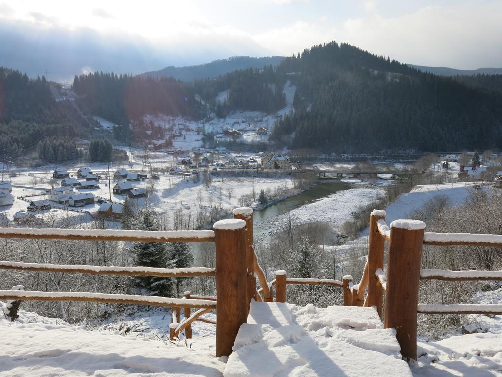 Cottage Goyra ヤレムチャ エクステリア 写真