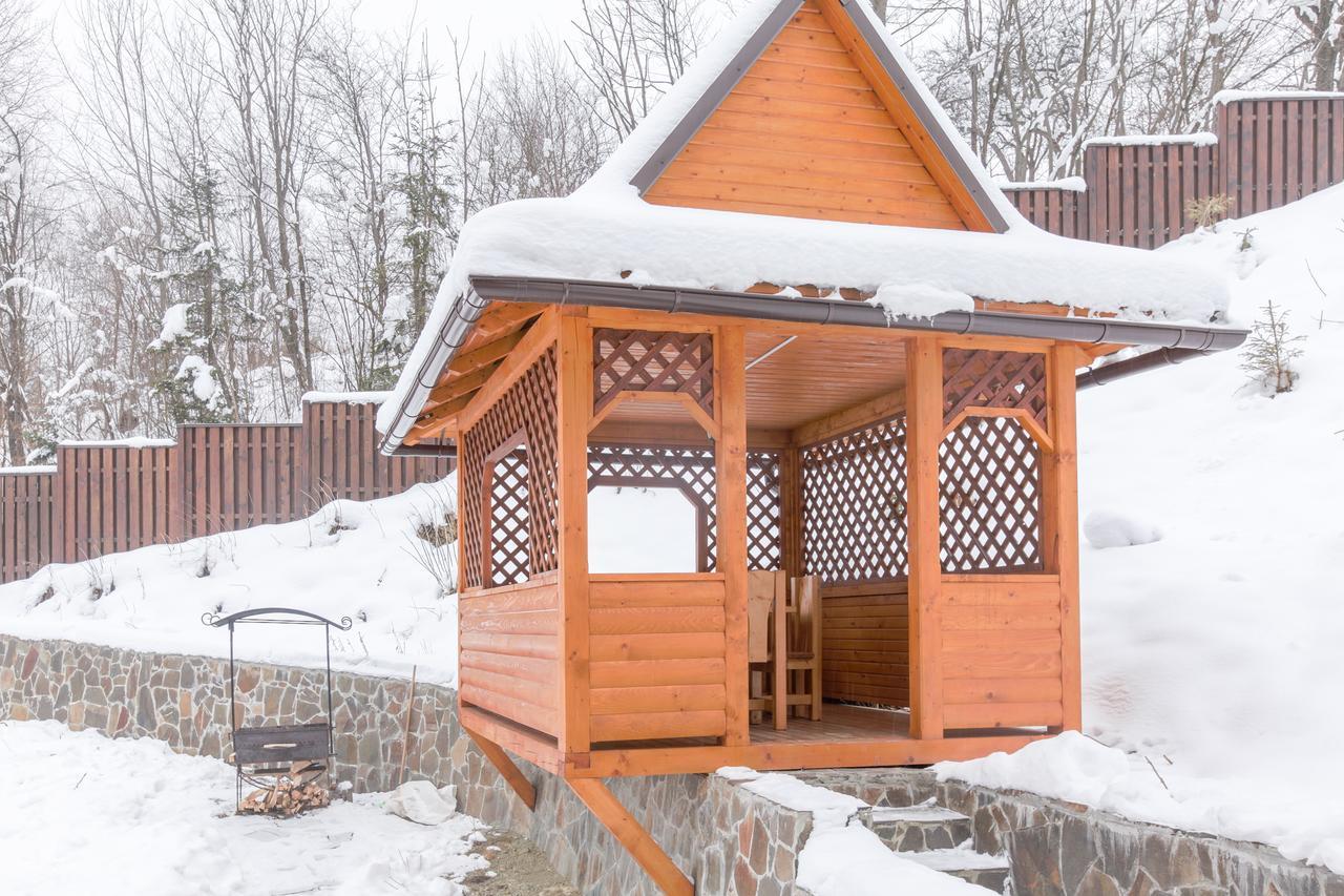 Cottage Goyra ヤレムチャ エクステリア 写真