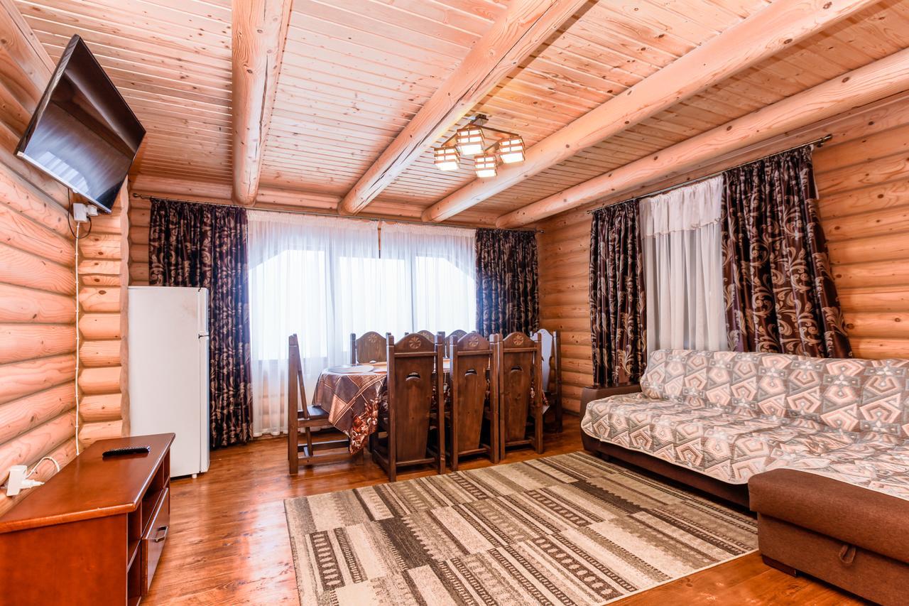 Cottage Goyra ヤレムチャ エクステリア 写真